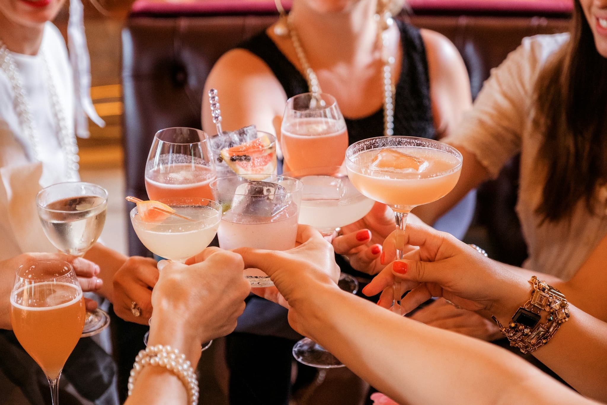 Mobile Bar Hire for Weddings: Ruby’s Brings 25 Years of Luxury and Celebration to Your Big Day